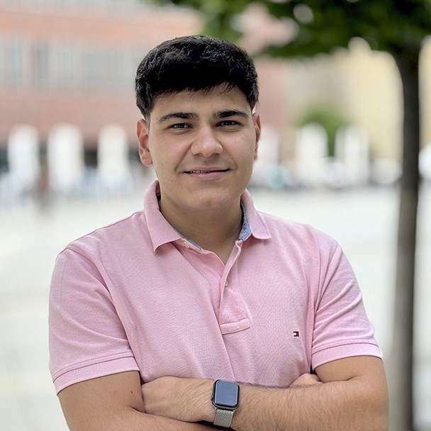 Adrián Sánchez